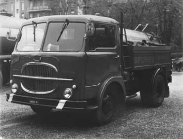 Fiat 640 N con cisterna spurghi